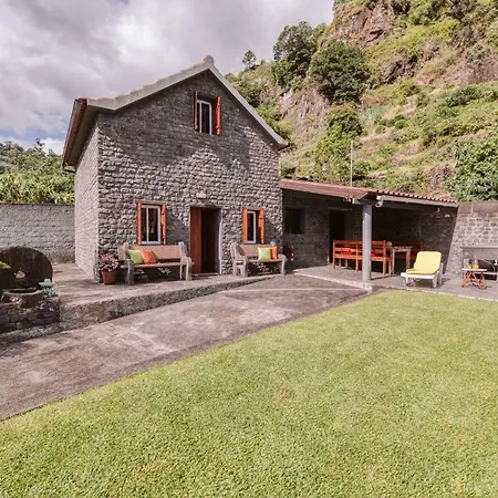 Σπίτι διακοπών Casa Da Pedra By Amazing Madeira Santana (Madeira)