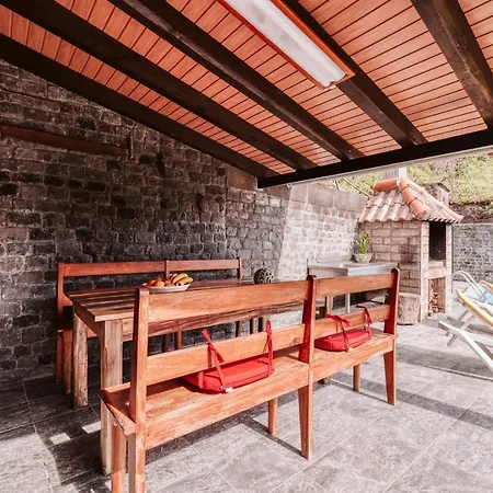 Casa Da Pedra By Amazing Madeira Hébergement de vacances *