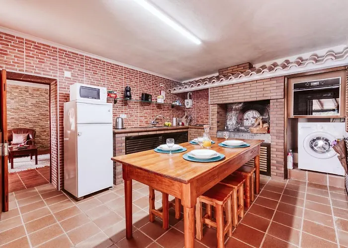 Casa Da Pedra By Amazing Madeira * Santana (Madeira)